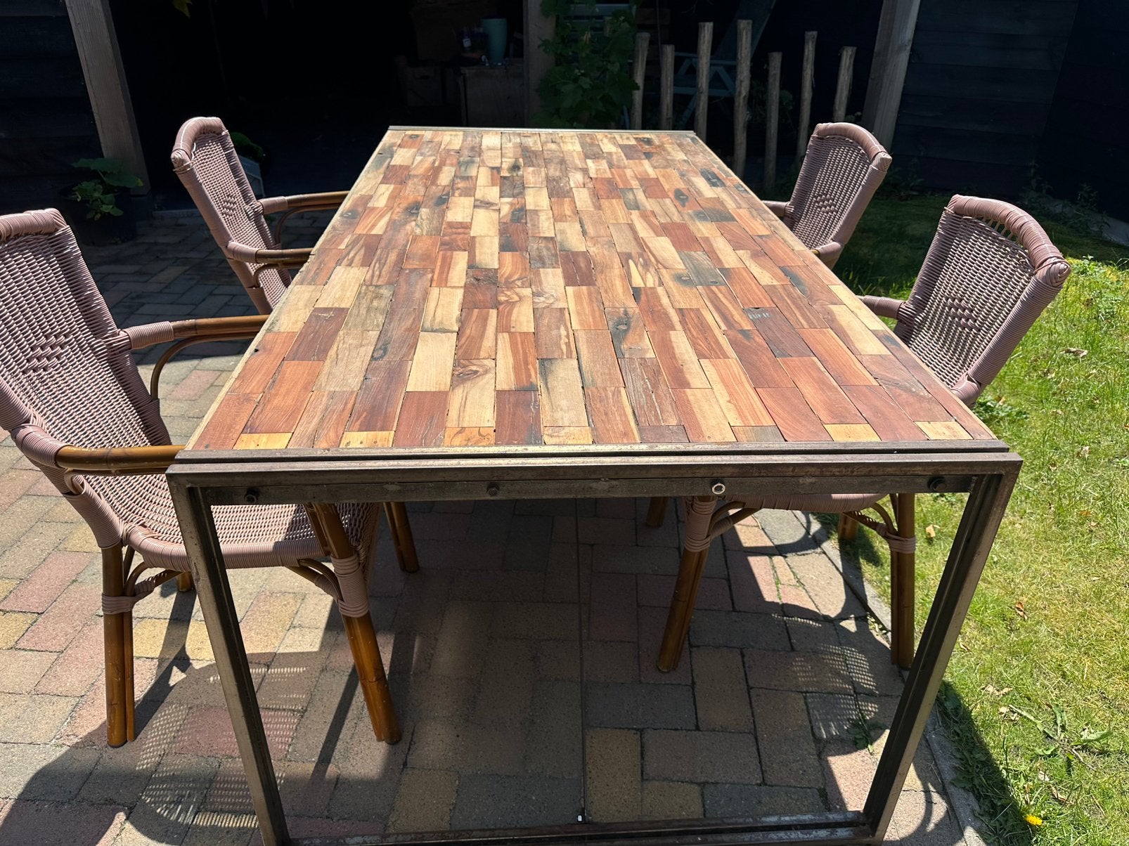 Unieke eettafel voor binnen, Gebruikt, Piet Hein Eek sloophout, 200 cm of meer, 50 tot 100 cm