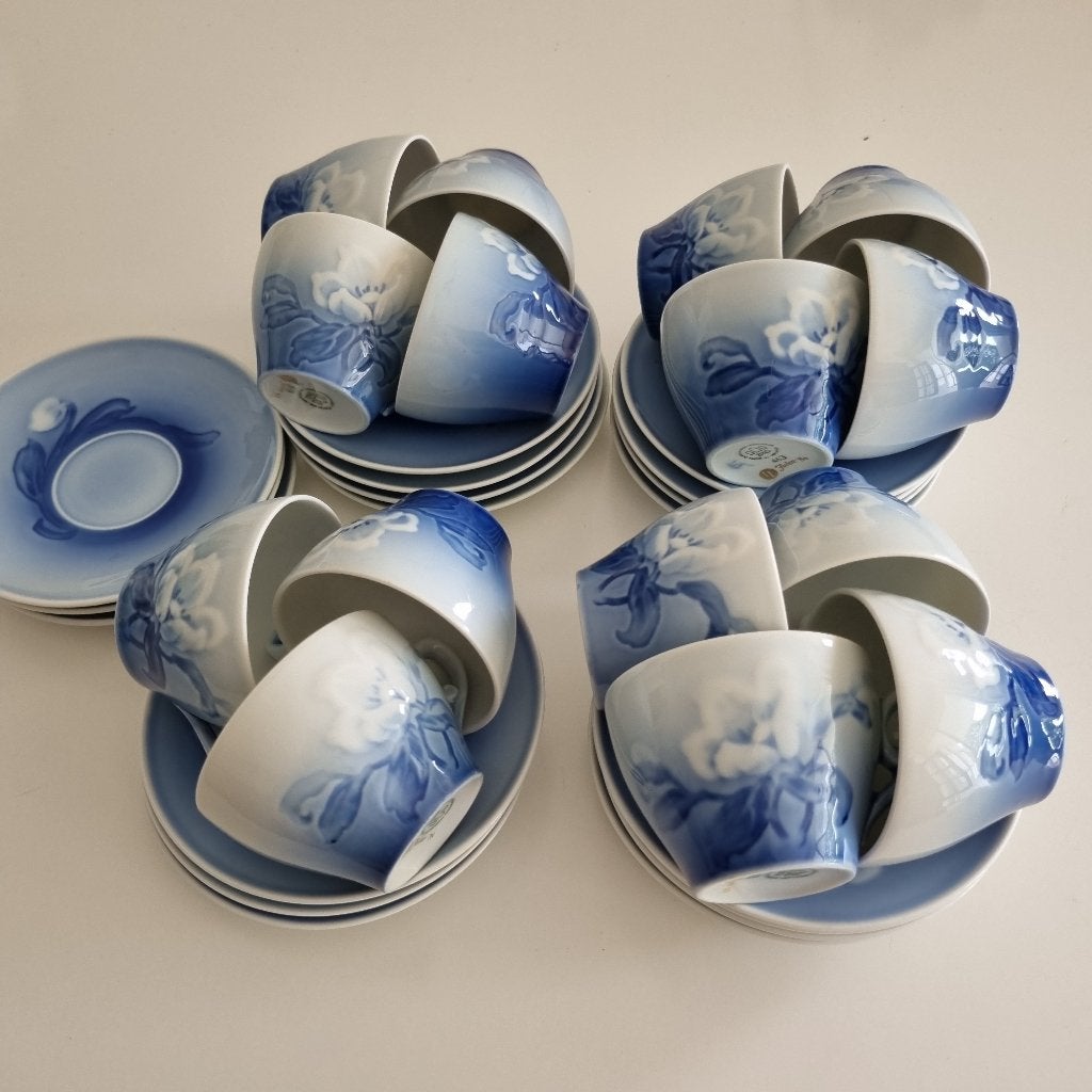 Royal Copenhagen kop en schotels van dun porselein, Ophalen, Overige merken, Zo goed als nieuw, Overige stijlen