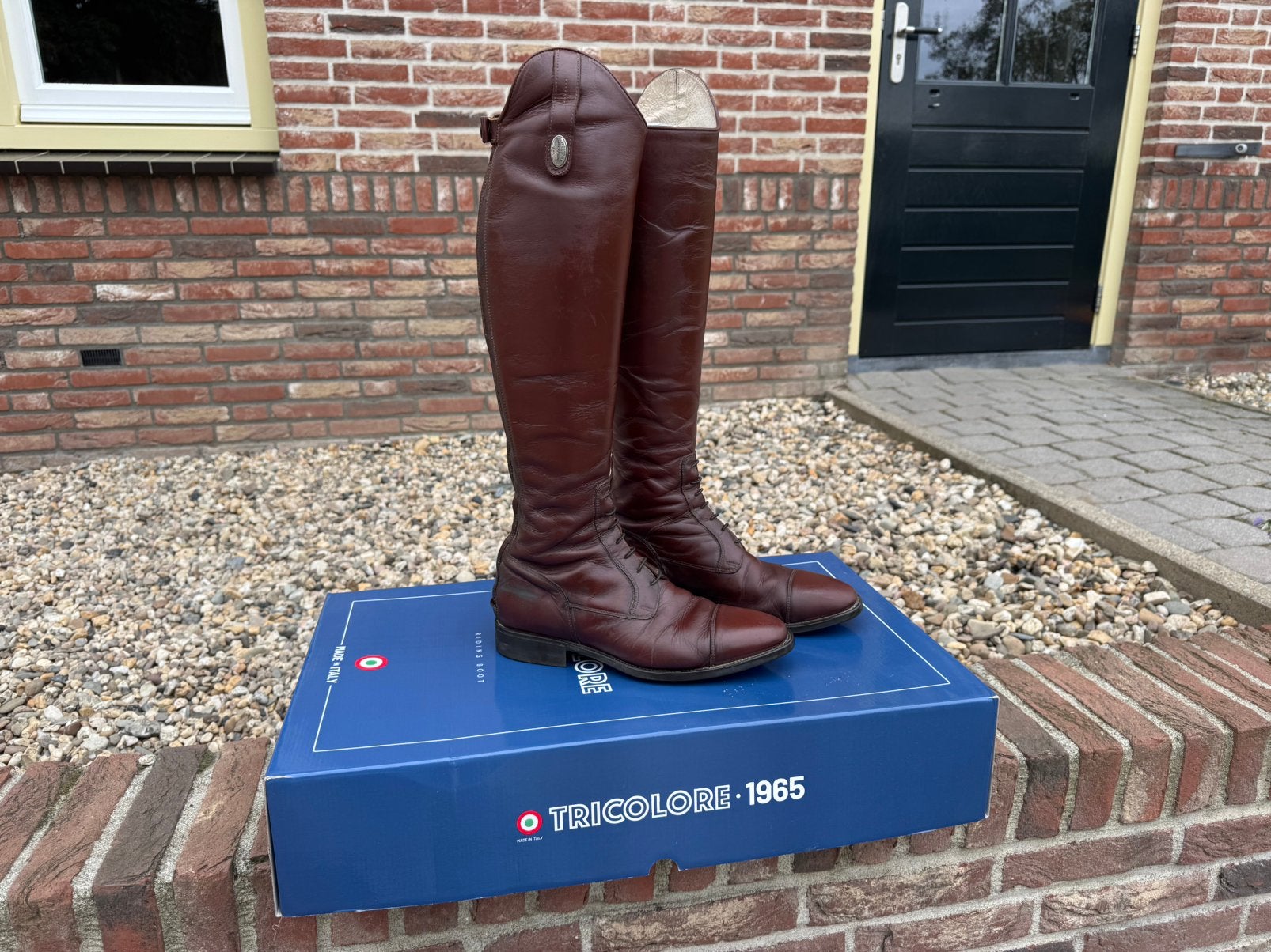 Deniro Tricolore Smooth Brown maat 41 kuitmaat S, Dieren en Toebehoren, Gebruikt, Dressuur, Ophalen of Verzenden, Bruin