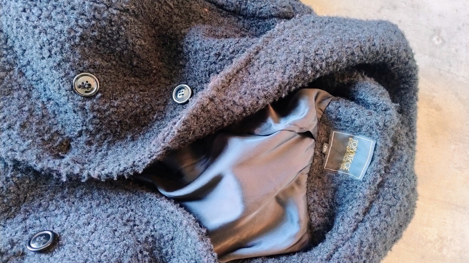 Prachtige donkergrijze winterjas met ceintuur, Maat 42/44 (L), Topshop, Ophalen of Verzenden, Zo goed als nieuw