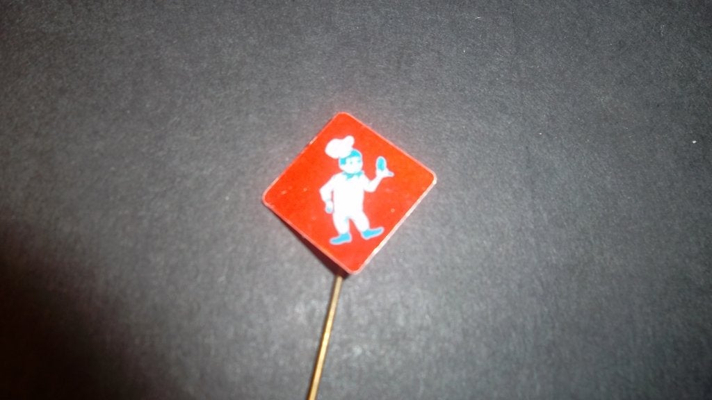Speldje van BOLLETJE, Verzamelen, Verzenden, Zo goed als nieuw, Merk, Speldje of Pin