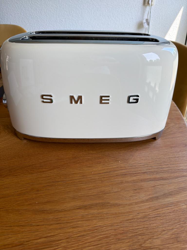 Smeg Broodrooster en Waterkoker Set - Crème, Witgoed en Apparatuur, Broodroosters, Ophalen, Zo goed als nieuw, Uitneembare kruimellade