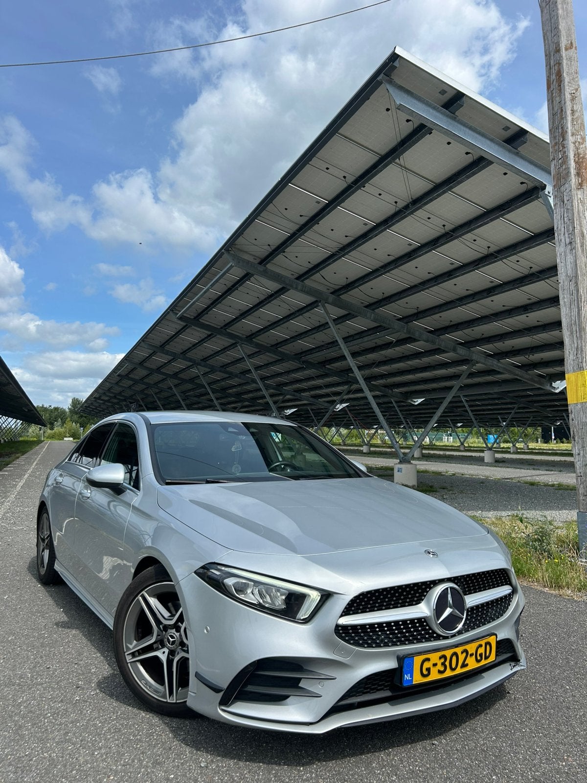 Mercedes-Benz A-Klasse A 180 136pk 7G-DCT 2019 Grijs AMG lin, 136 pk, Zwart, 4 cilinders, Origineel Nederlands