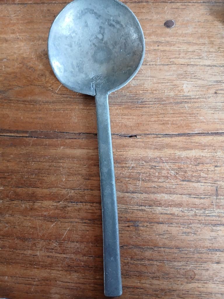 Antieke tinnen lepel met merktekens, Ophalen of Verzenden