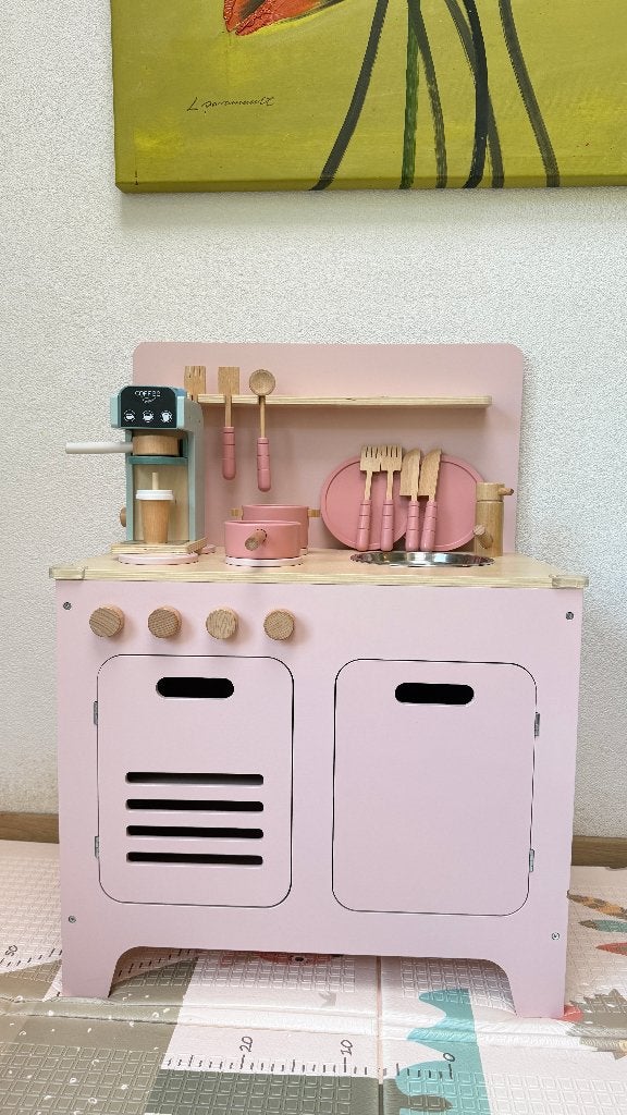 Petite Amélie Speelkeuken Roze, *gratis koffiemachine*, Kinderen en Baby's, Speelgoed | Speelkeukens, Ophalen, Zo goed als nieuw
