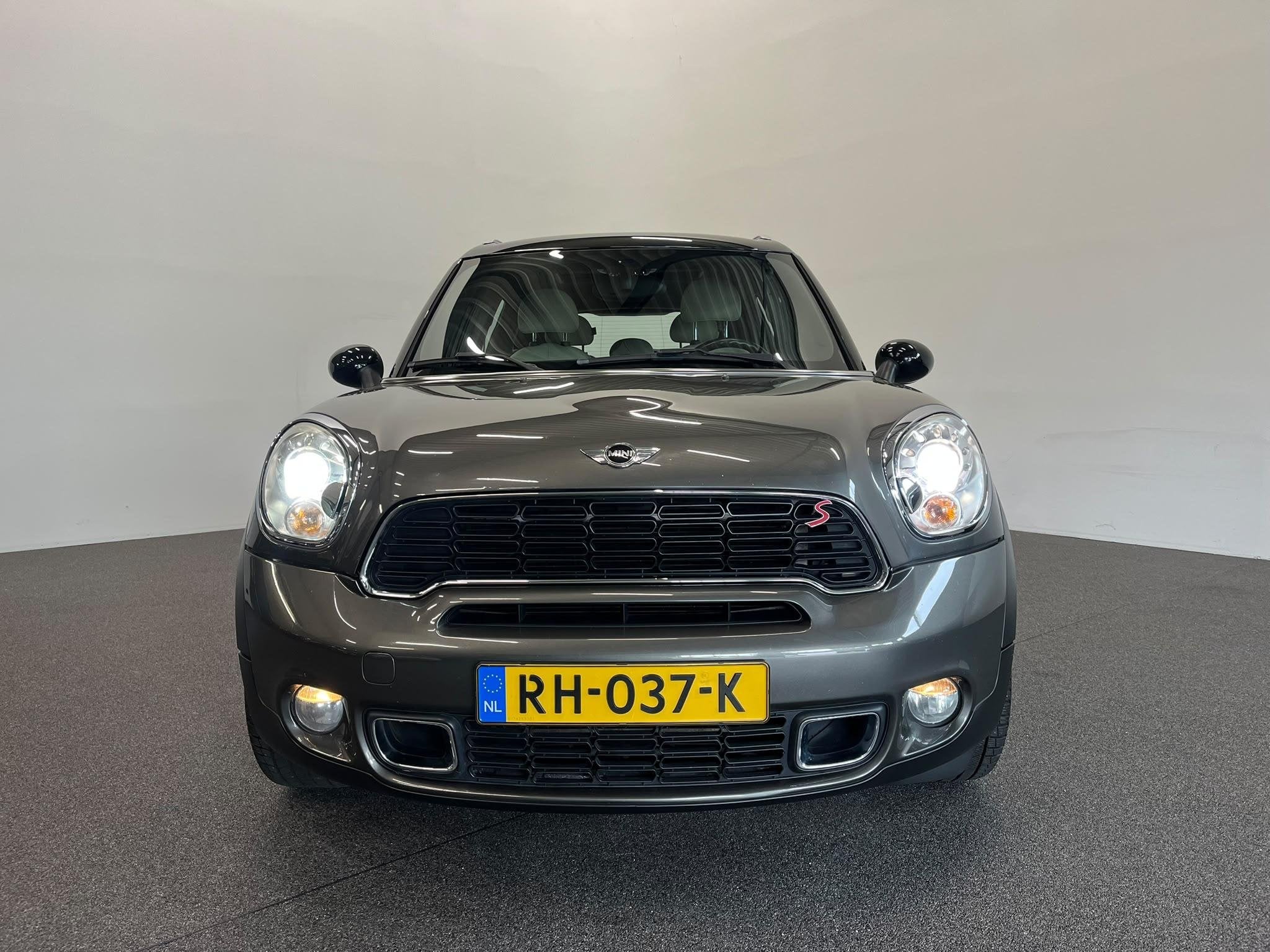 MINI Countryman Cooper S ALL4 Chili Automaat Apple CarPlay A, Auto's, Mini, Euro 5, 1380 kg, Gebruikt, Beige