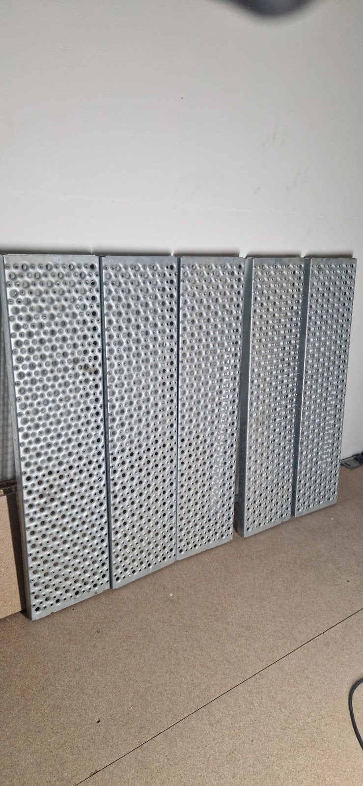 industriële perfostalen antislip roosters/grip traptreden., Ophalen, Zo goed als nieuw, Trap, Minder dan 2 meter