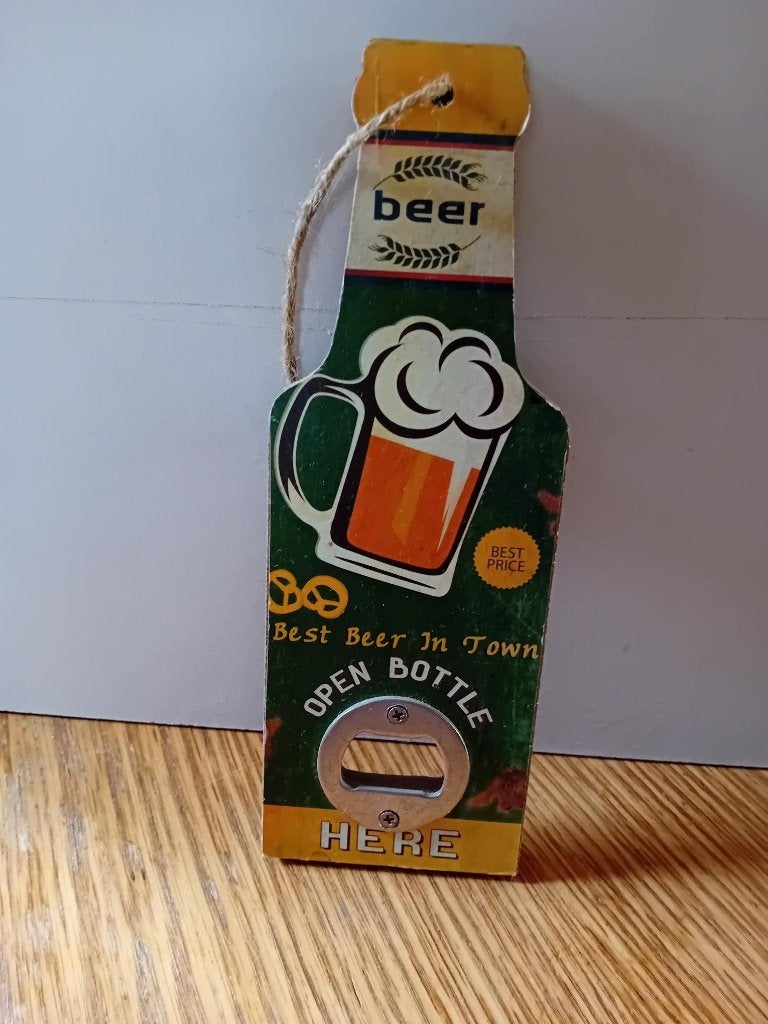 Houten flesopener Best Beer in town    20x7cm, Ophalen of Verzenden, Gebruikt, Flesopener, Overige merken