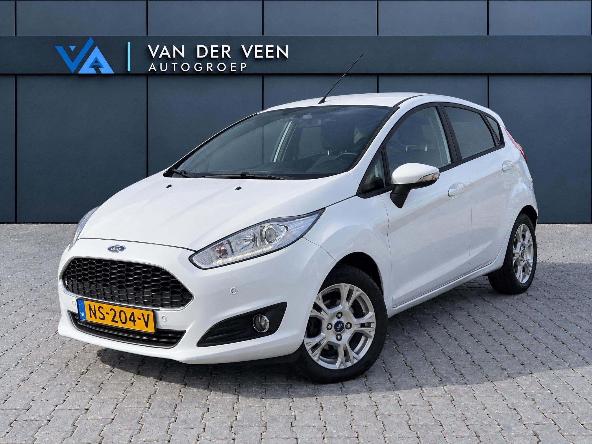 Ford Fiesta 1.0 Style Ultimate | Incl. 12 maanden garantie |, Voorwielaandrijving, Dealer onderhouden, 525 kg, 82 pk