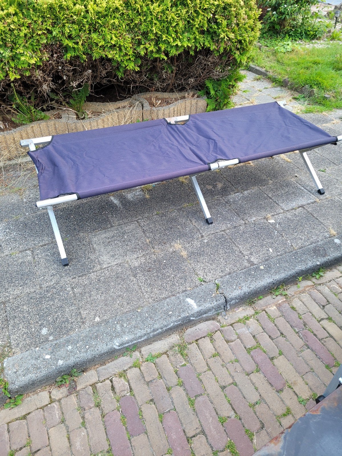 2 veldbedden van aluminium compleet

40 euro voor beide veld, Ophalen, Zo goed als nieuw