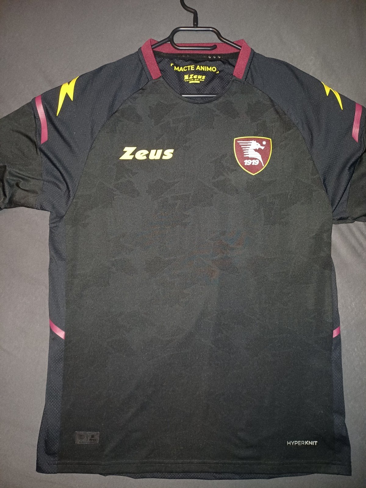 Salernitana XL 2022 - 2023 Voetbalshirt, Verzamelen, Ophalen of Verzenden, Zo goed als nieuw, Buitenlandse clubs, Shirt