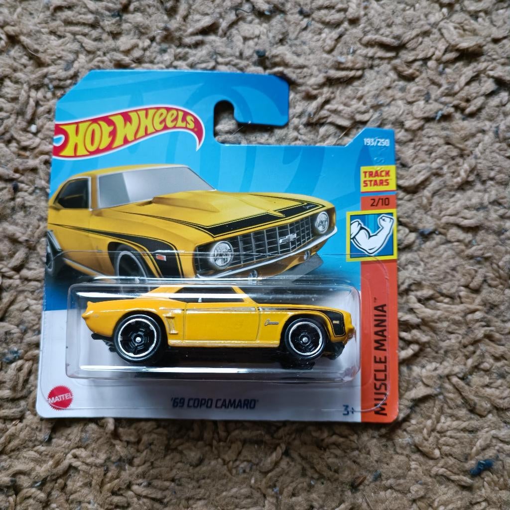 Hot Wheels 69 Copo Camaro geel HW Muscle Mania, Ophalen of Verzenden, Nieuw, Auto