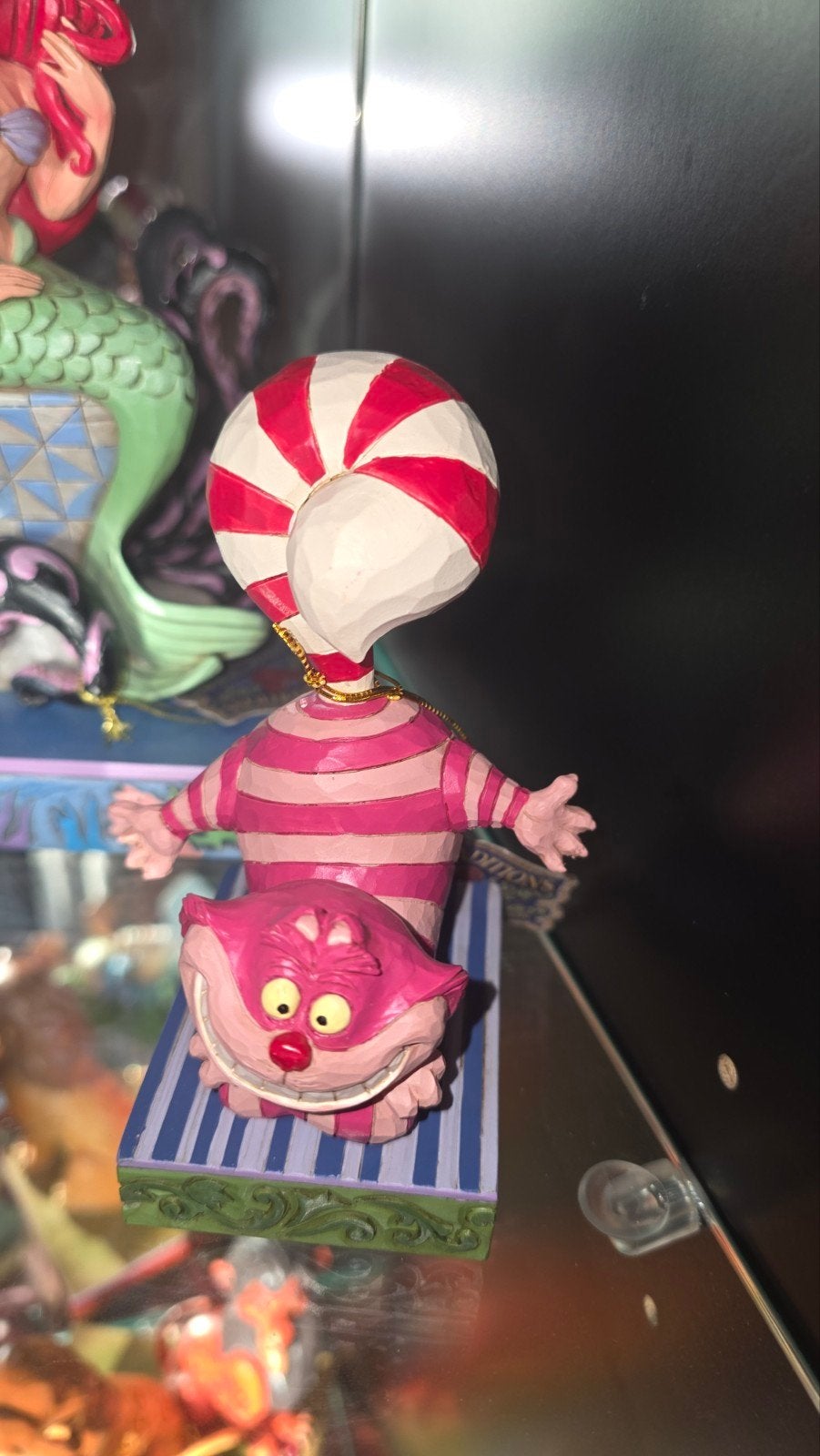 Disney Traditions Cheshire Cat beeldje met doos, Ophalen, Overige figuren, Zo goed als nieuw, Beeldje of Figuurtje