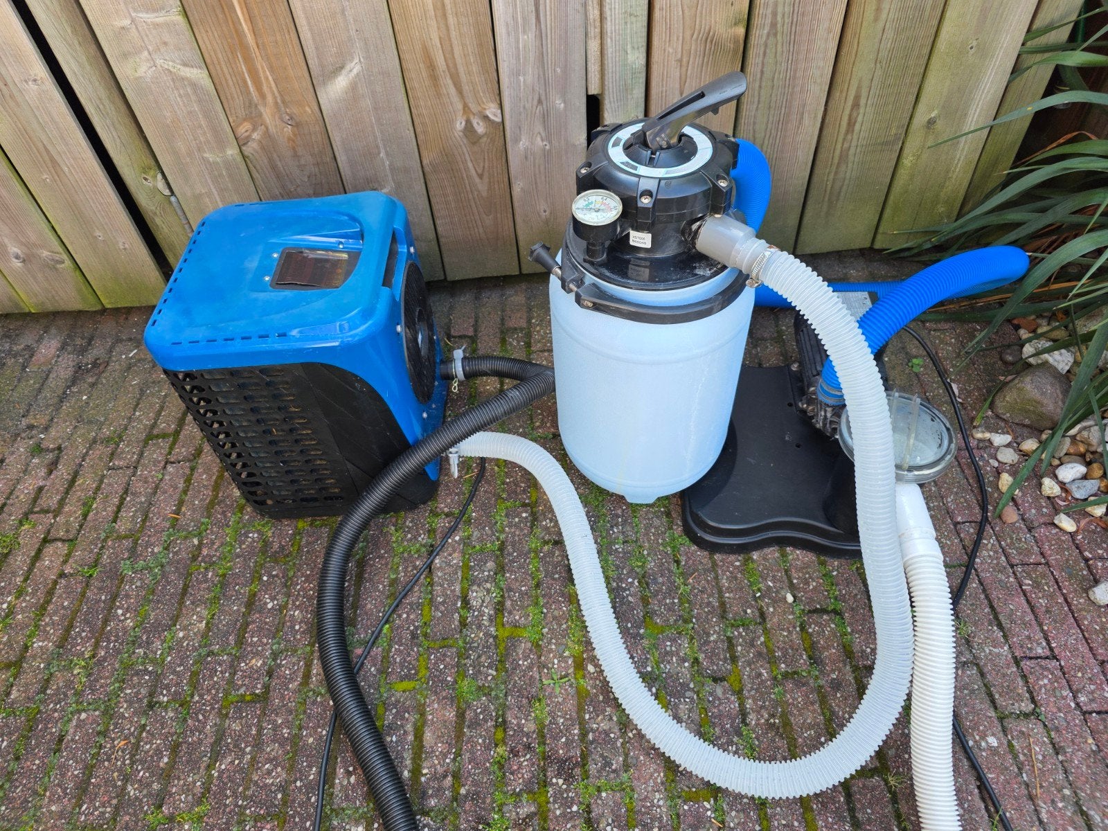 Zandfilter met pomp, zwembadverwarming en toebehoren, Ophalen, Gebruikt, Filter