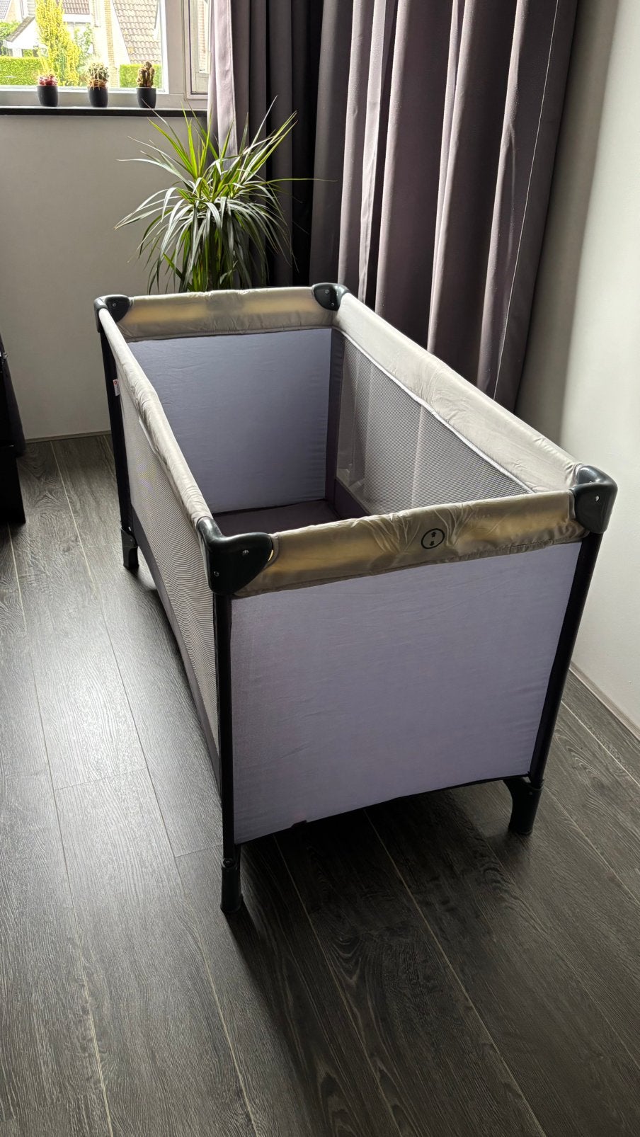 Qute Q-sleep reis / campingbedje, Kinderen en Baby's, Ophalen, Zo goed als nieuw, Reisbedje