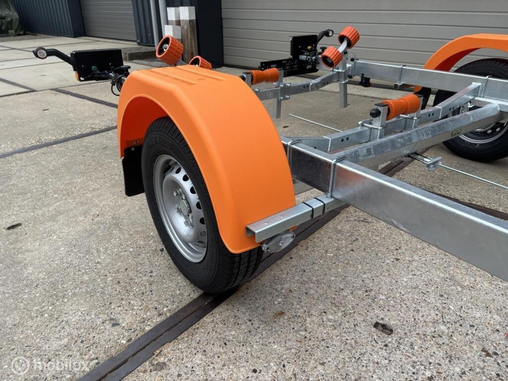 Thomas boot trailer 1300 KG / LED / NIEUW!!, Watersport en Boten