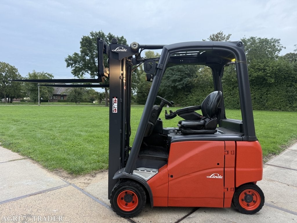 Linde 1800KG elektrisch 3-delig freelift Sideshift accu 2020, Info@vanbeurdenheftrucks.nl, Linde, Heftruck, Ophalen of Verzenden