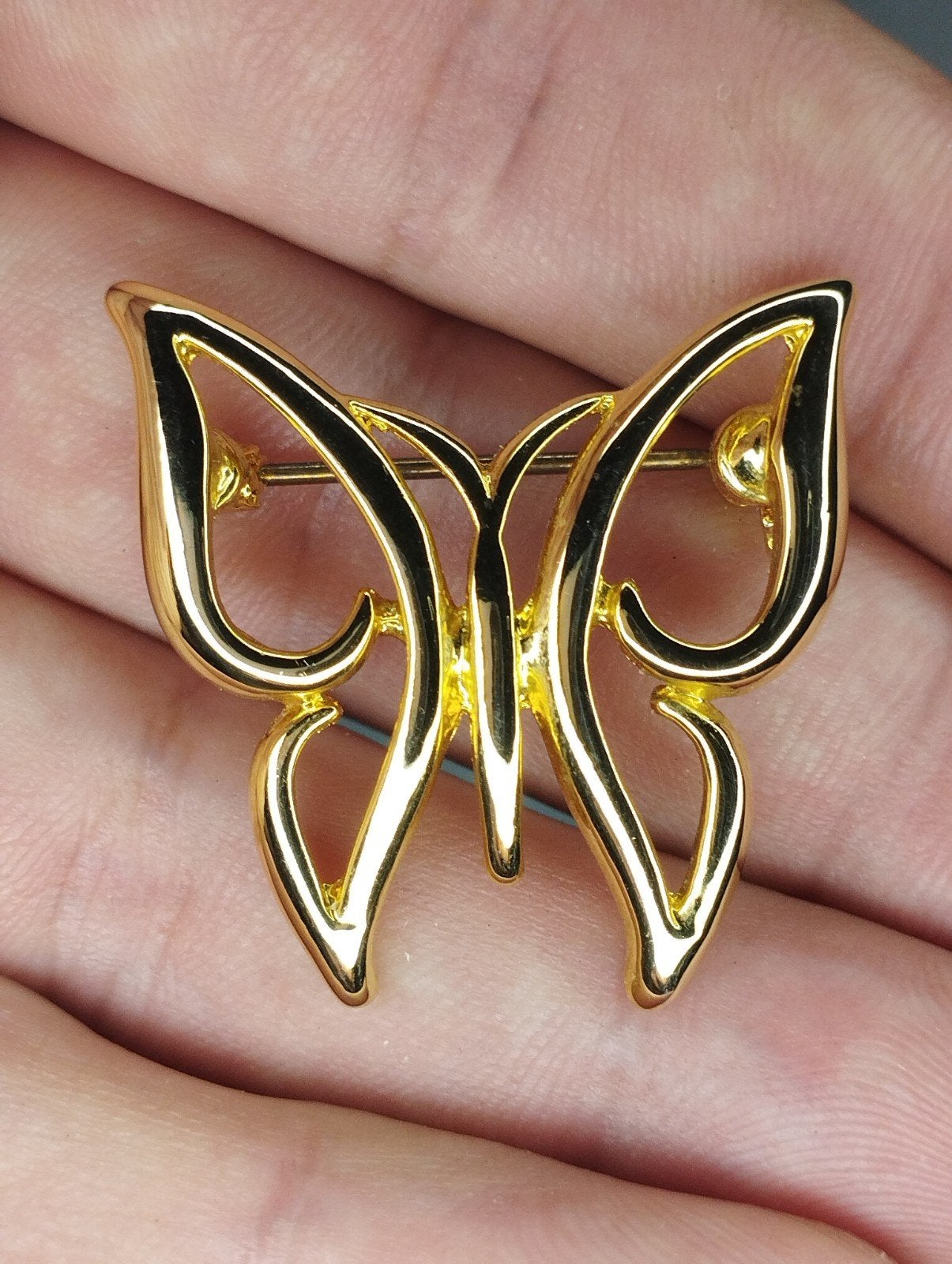 Prachtige vintage vlinderbroche, Ophalen of Verzenden, Zo goed als nieuw, Goud, Overige materialen