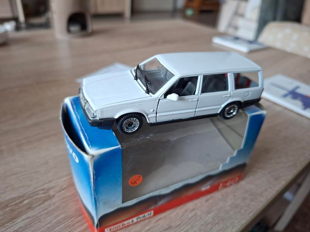 Volvo 760 Estate 1988 Polistil / Tonka, Hobby en Vrije tijd, Modelauto's | 1:43, Ophalen of Verzenden, Zo goed als nieuw, Auto