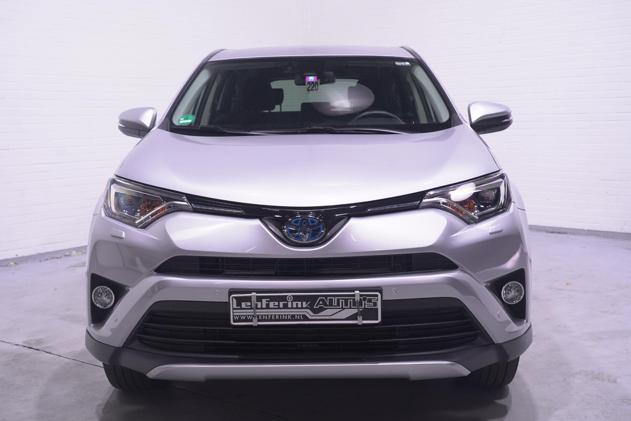 Toyota RAV4 2.5 Hybrid AWD Energy Team-Duitsland navigatie c, Auto's, Toyota, Automaat, Dealer onderhouden, Stof, Gebruikt