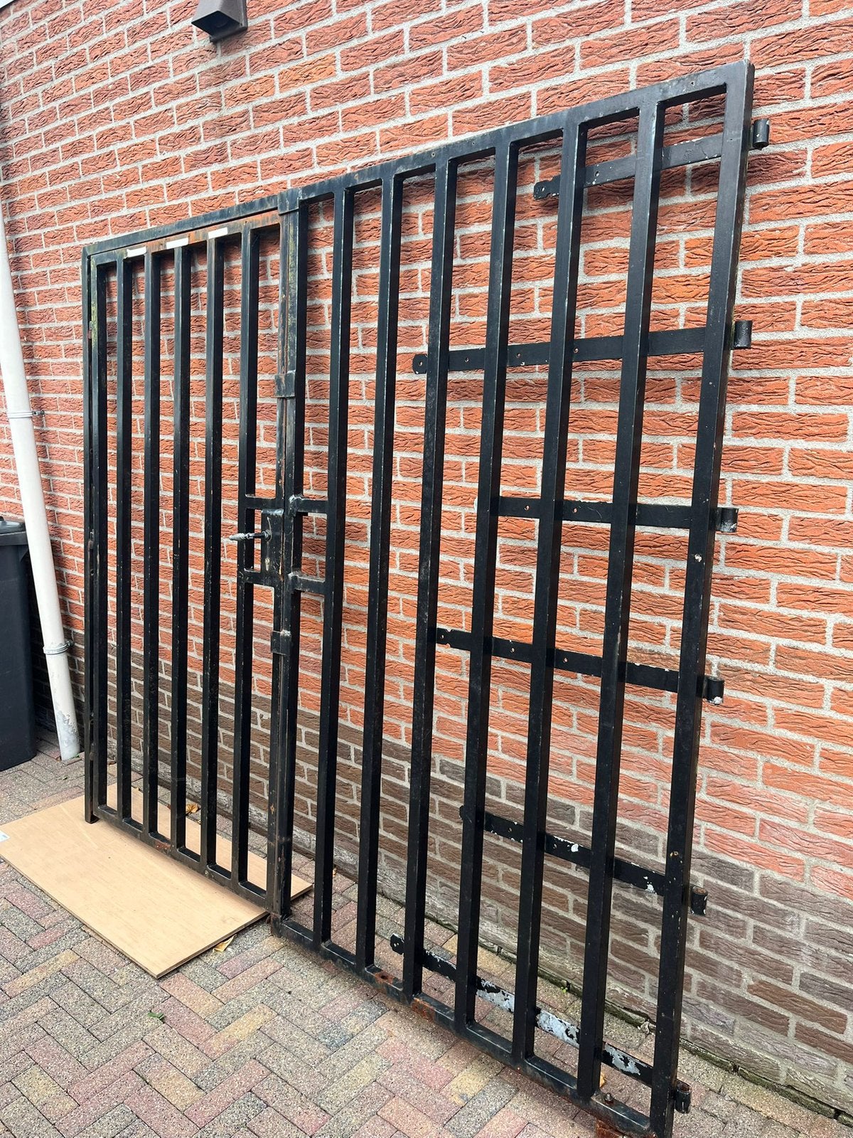 Hekwerk met deur, Ophalen, Zo goed als nieuw, IJzer