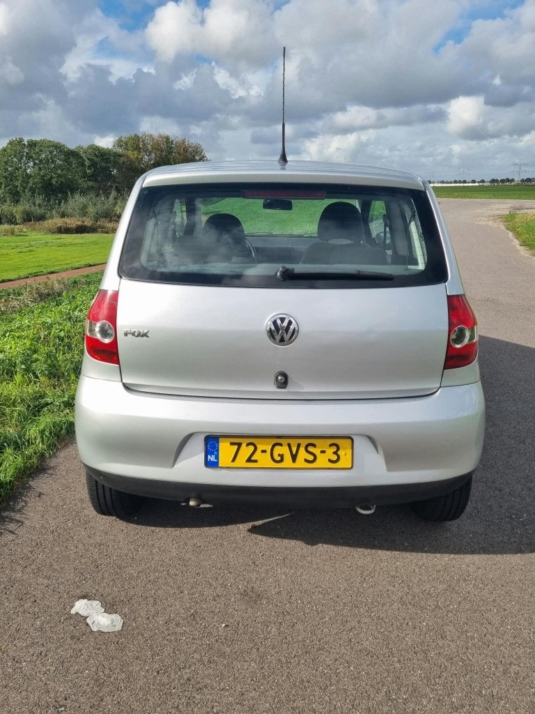 Volkswagen Fox 1.2 40KW 2008 Grijs, Auto's, Voorwielaandrijving, Dealer onderhouden, Stof, ABS