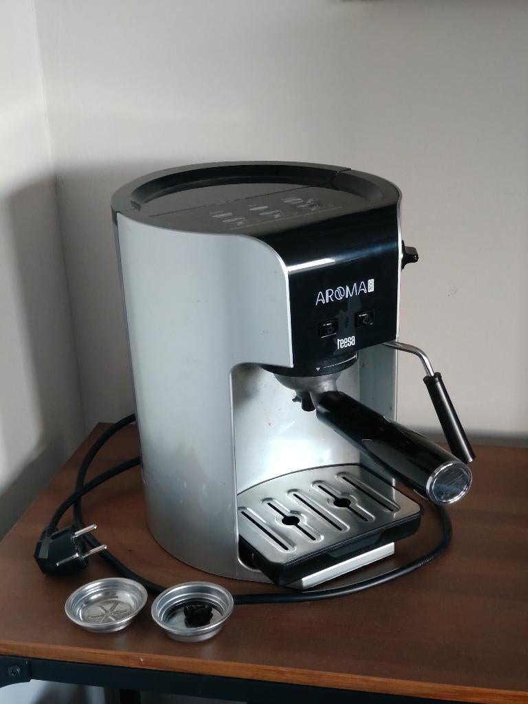 Teesa Aroma 300 Espressomachine – 20 Bar – Ook voor ESE-pads, Stoompijpje, Gebruikt, Koffiemachine, Ophalen of Verzenden