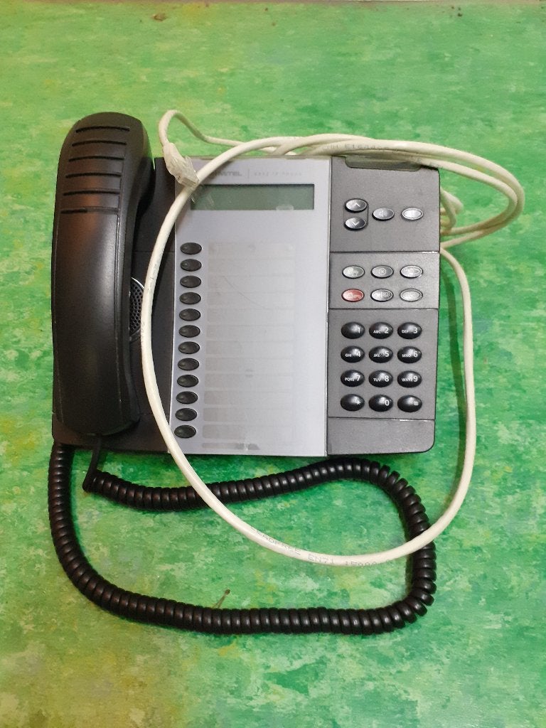 Mitel VOIP systeem, controller met 19+2 telefoons, Ophalen, Mitel, -, -
