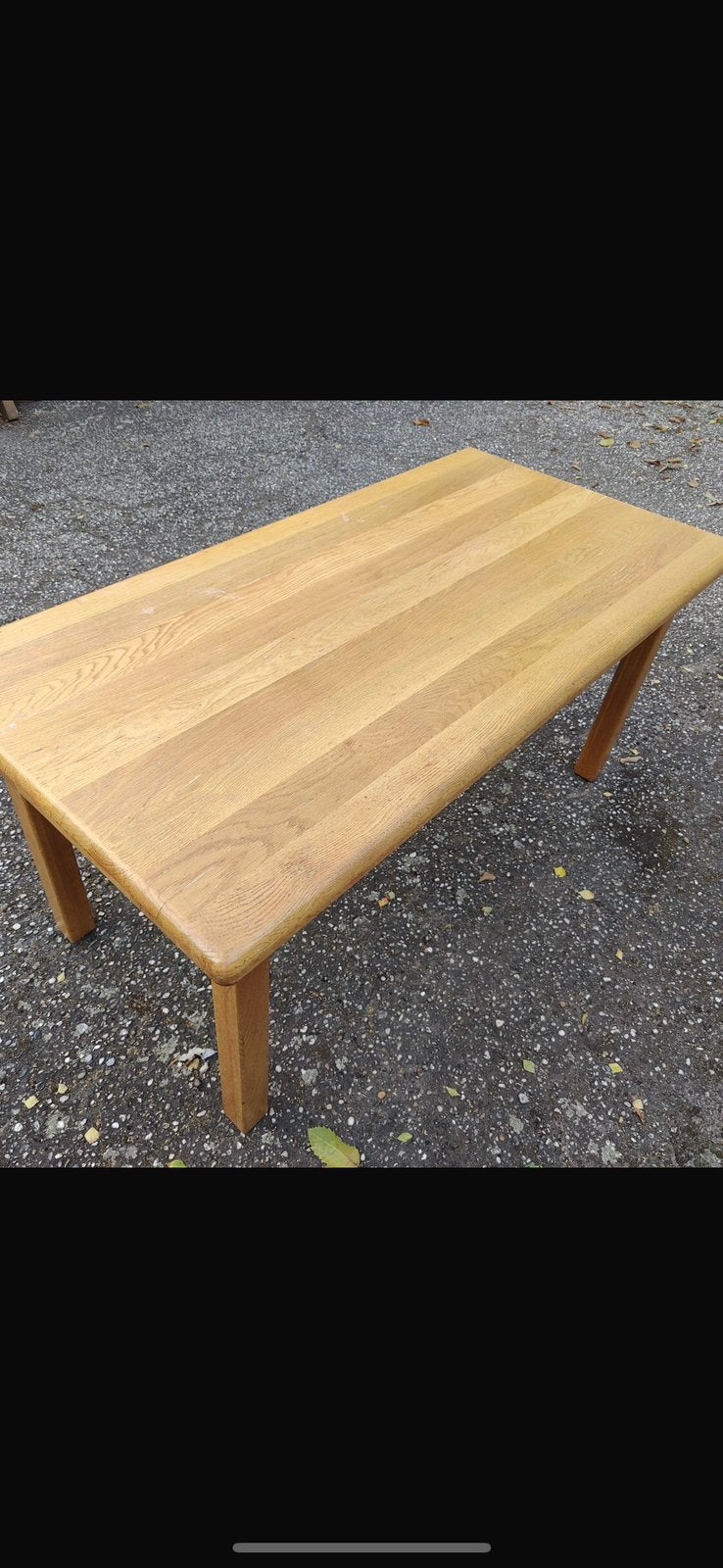 Eettafel met dik blad, Huis en Inrichting, Ophalen of Verzenden