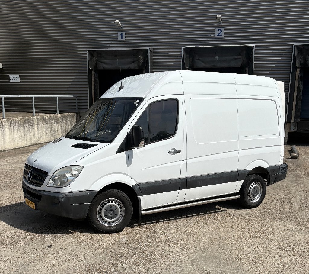 Mercedes Benz = L1H2 met laadklep Prijs exclusief btw, Stof, Zwart, Wit, Mercedes-Benz