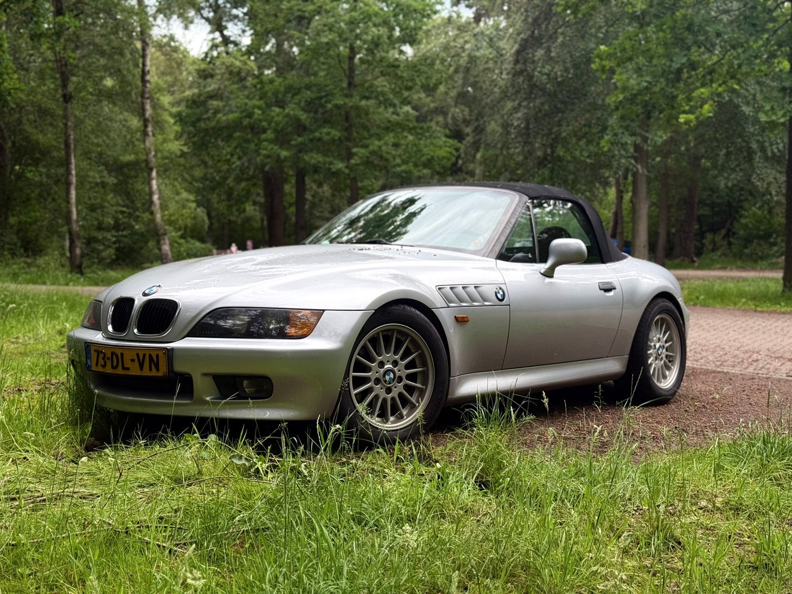 BMW Z3 1.9 (140pk) | Nette staat+Upgrades | Liefhebbersauto, Auto's, BMW, 1160 kg, Achterwielaandrijving, 4 cilinders, Cabriolet