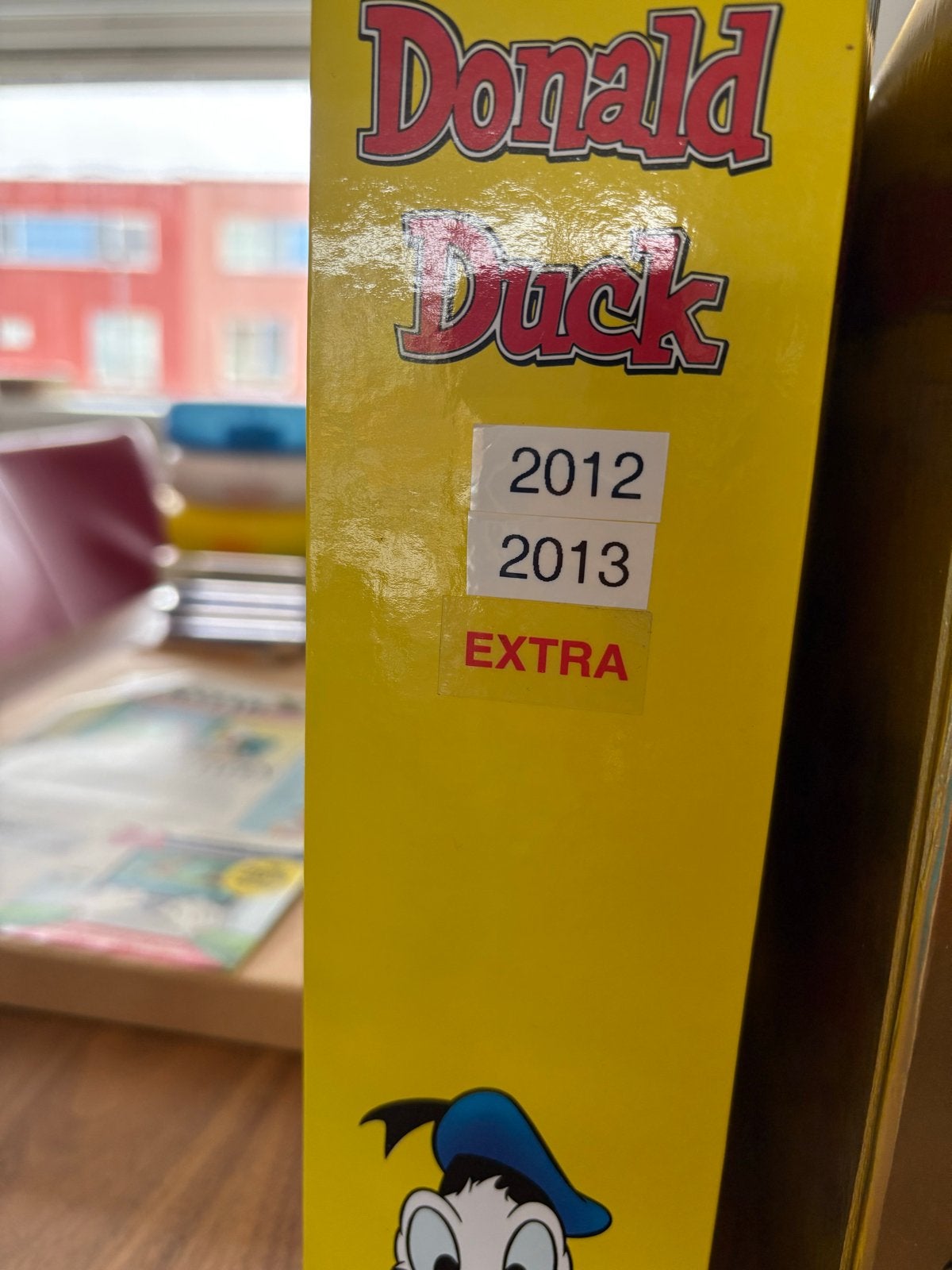 Donald Duck Weekbladen 2012-2013 + Extra's in Binder, Meerdere stripboeken, Ophalen, Gelezen