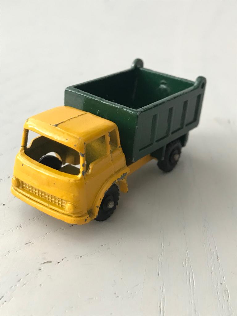 Budgie Toys Bedford TK Tipper Lorry number 21, Ophalen of Verzenden, Gebruikt, Bus of Vrachtwagen, Overige merken