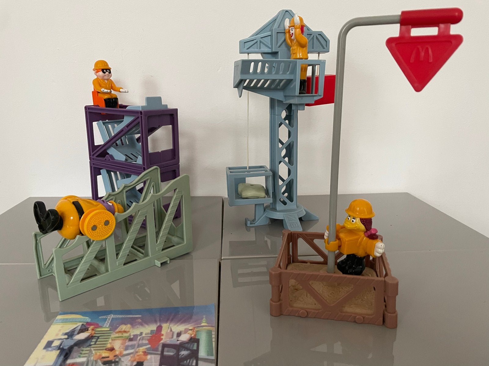 McDonald's McWorks & Co Happy Meal -  2000, Ophalen of Verzenden, Zo goed als nieuw