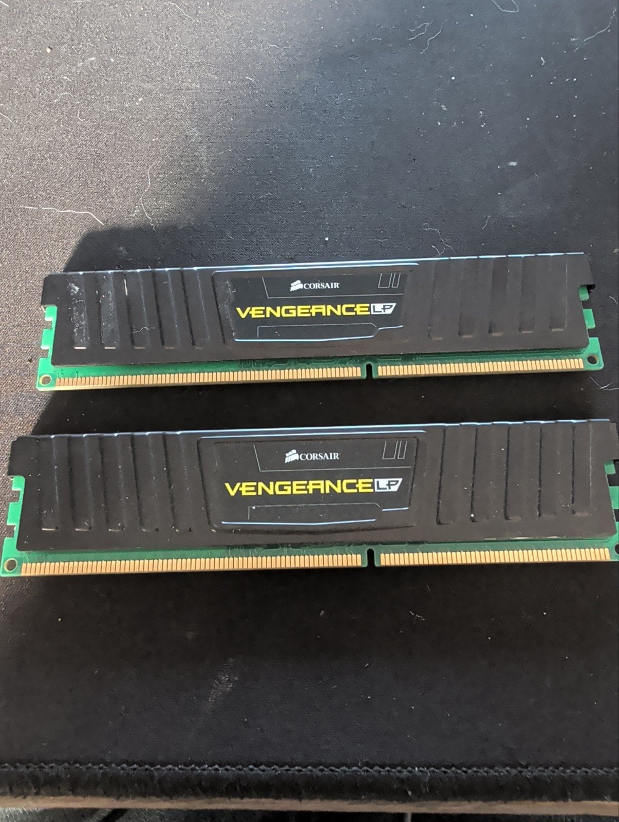 Corsair Vengeance LP 4GB (2x2GB) DDR3 RAM 1600MHz, Gebruikt, Server, DDR3, Ophalen of Verzenden