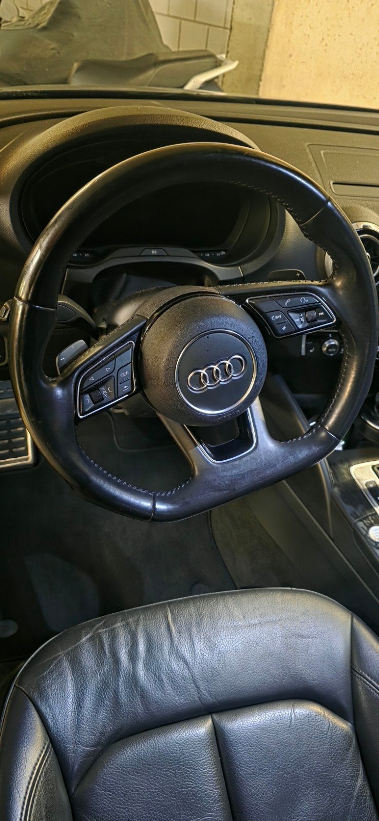 Origineel Audi A3 8V afgevlakt stuurwiel, Ophalen of Verzenden, Gebruikt, Audi
