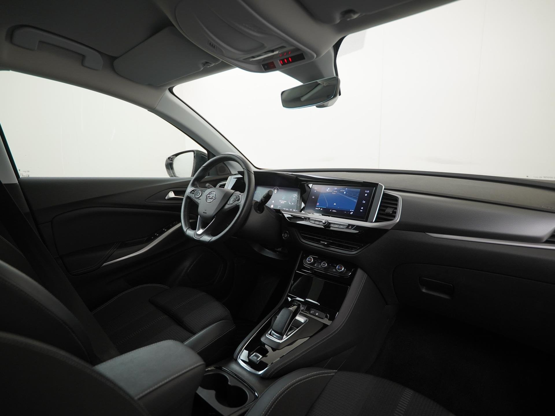 Opel Grandland 1.6 Turbo Plug-In Hybrid Elegance | Dodehoek, Auto's, 4 cilinders, Leder en Stof, Zwart, SUV of Terreinwagen