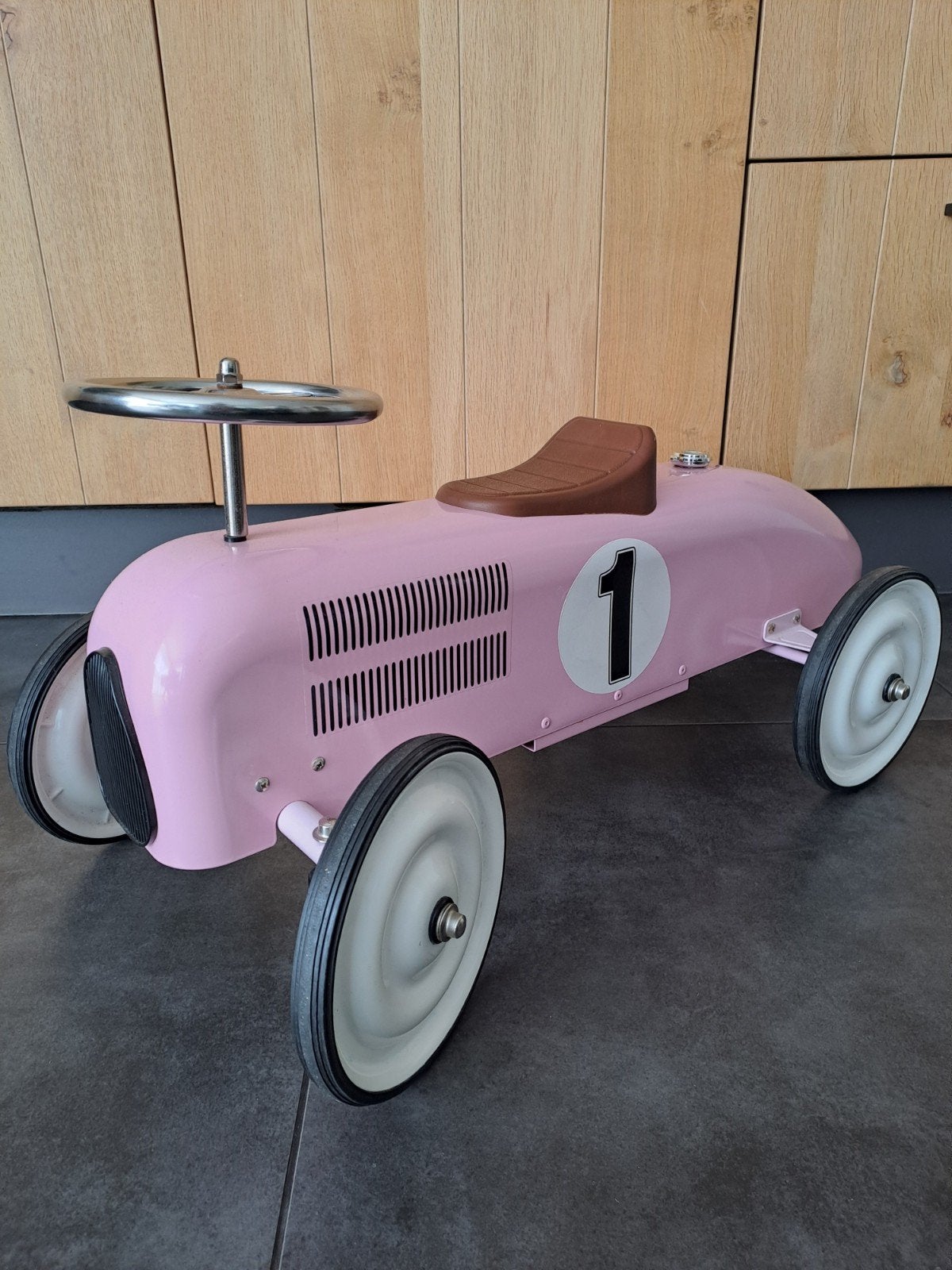 Roze Retro Loopauto - Vintage Stijl voor Kinderen, Ophalen, Zo goed als nieuw, Loopvoertuig