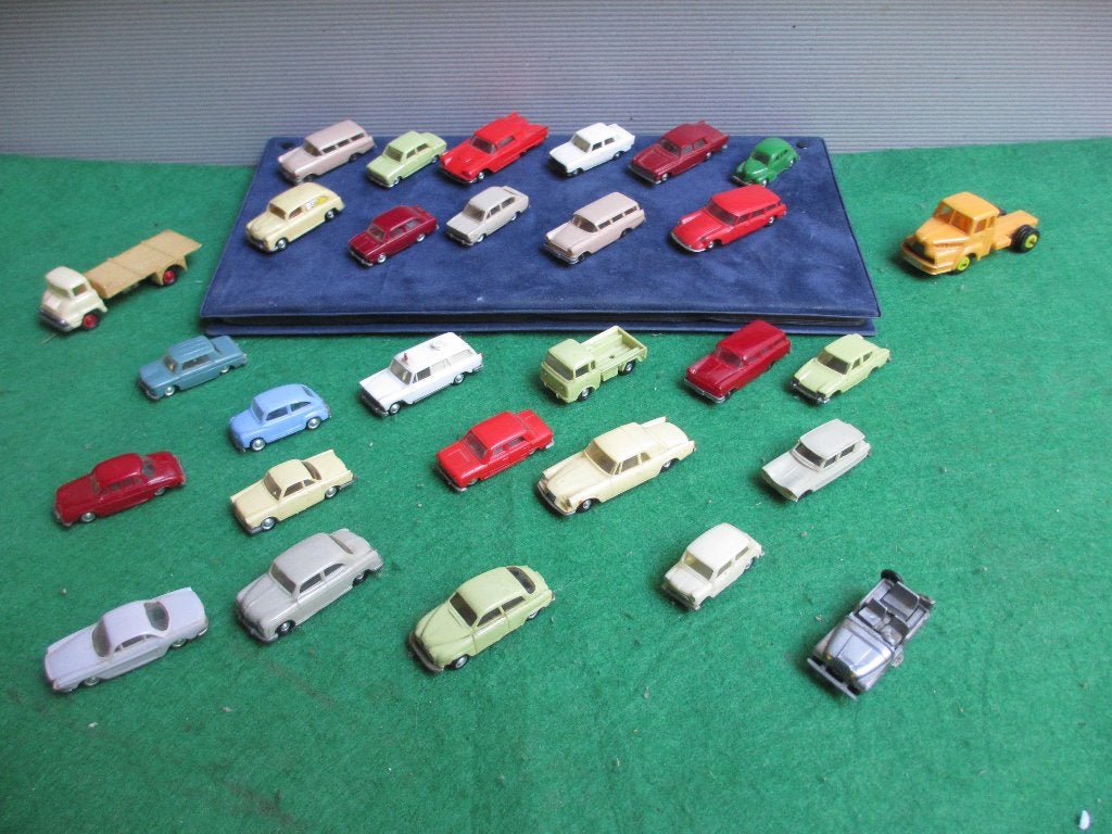 Verzameling Eko Modelauto's 1:88 mooie oude 60's modellen, Ophalen of Verzenden, Gebruikt, Auto