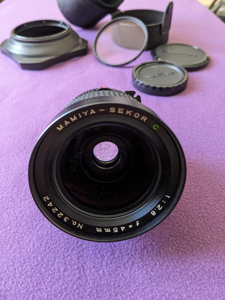 Mamiya-Sekor C 45mm f/2.8 (M645-vatting) + toebehoren, Audio, Tv en Foto, Fotografie | Lenzen en Objectieven, Zo goed als nieuw