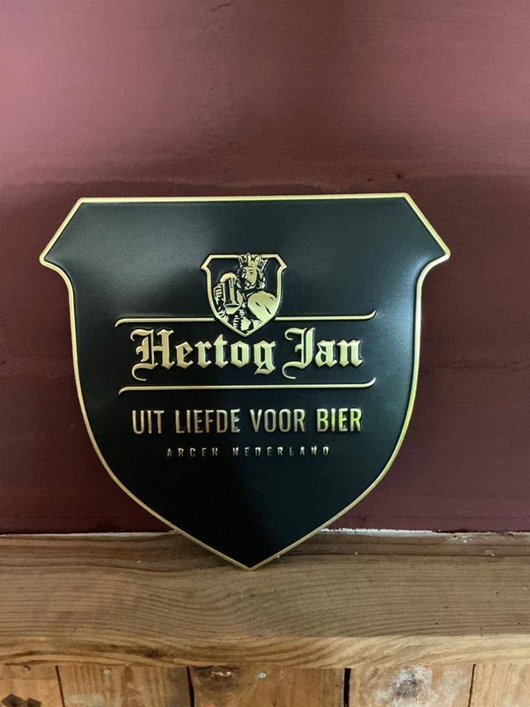 Hertog Jan Reclamebord - Uit Liefde Voor Bier, Verzamelen, Biermerken, Ophalen of Verzenden, Zo goed als nieuw, Reclamebord, Plaat of Schild