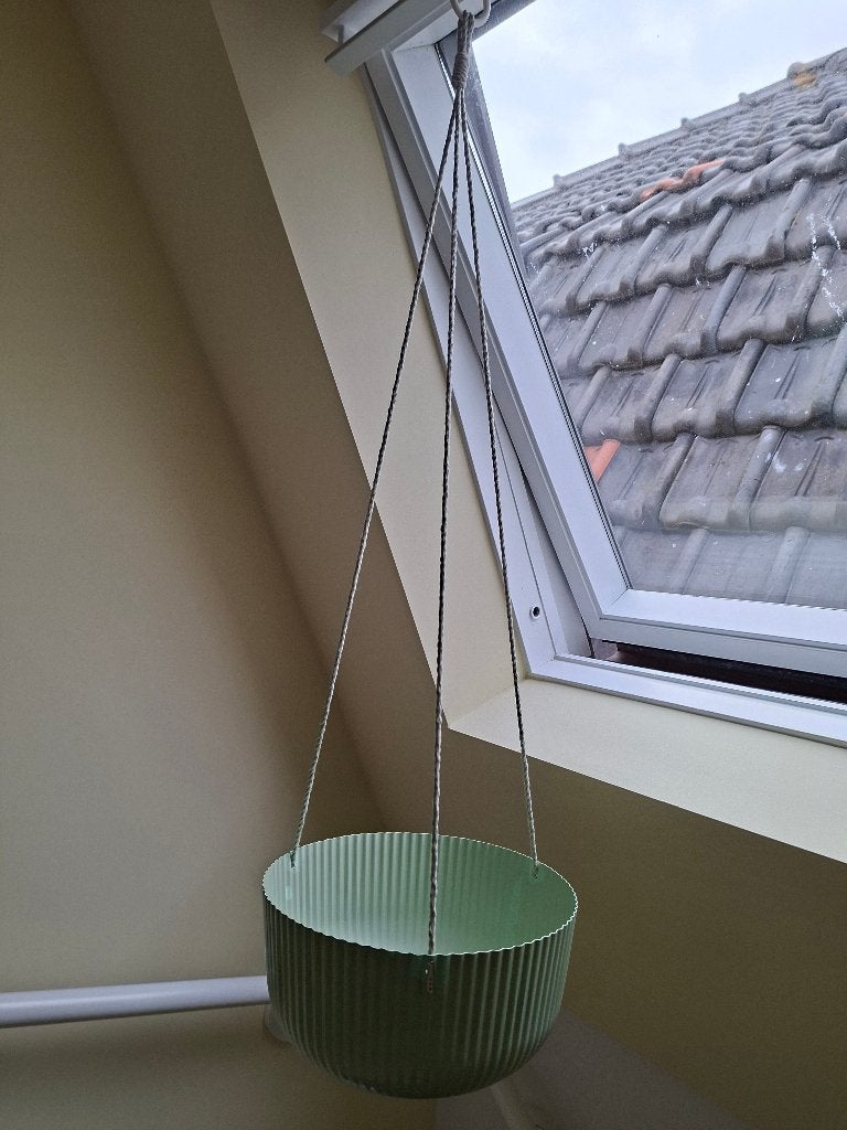 hanging basket, 28 cm. doorsnee, 25 tot 40 cm, Rond, Ophalen of Verzenden, Zo goed als nieuw