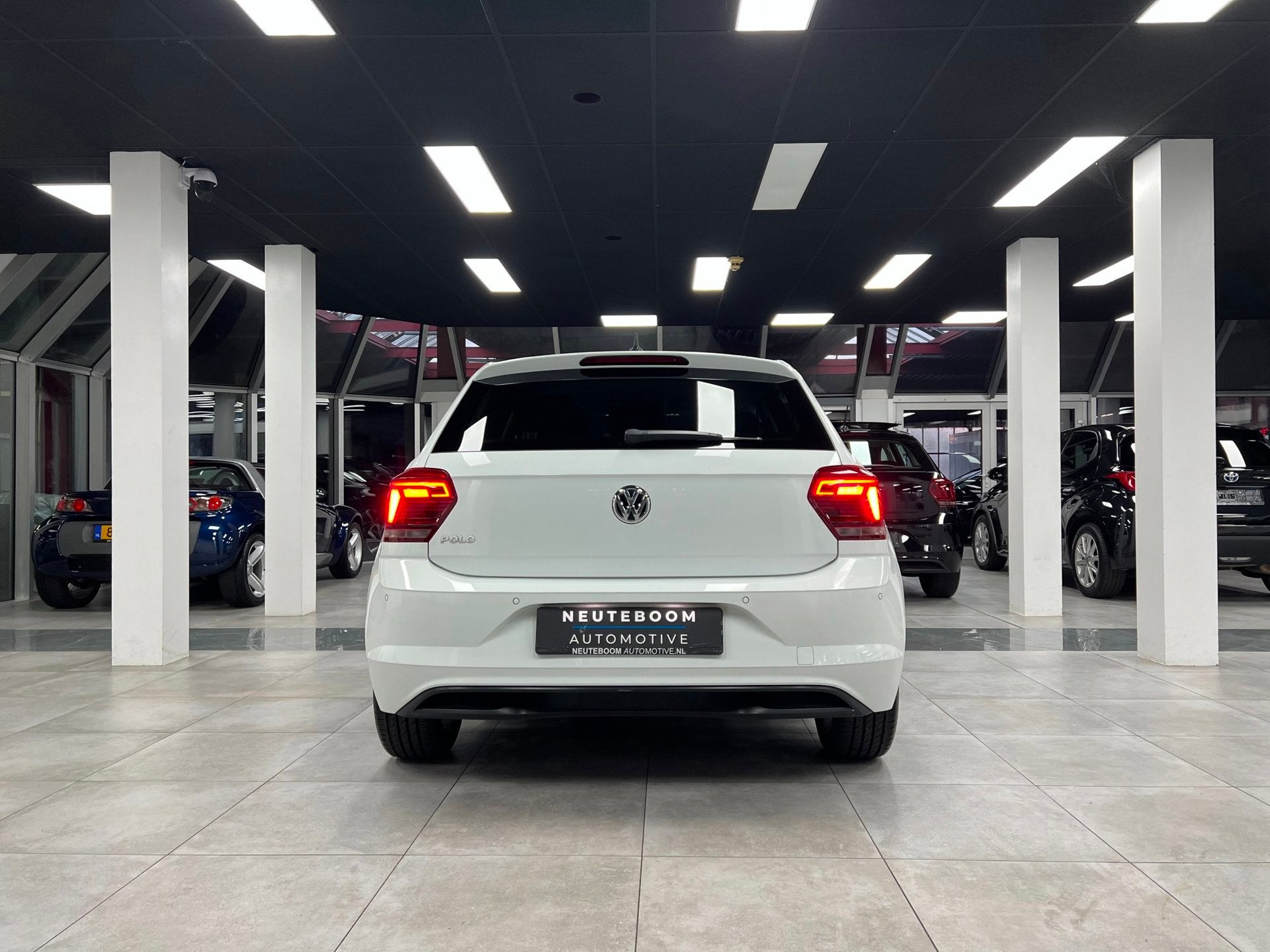 Volkswagen Polo 1.0 TSI Highline | Carplay|Cam |Leer|Virtual, Voorwielaandrijving, Dealer onderhouden, 1063 kg, Gebruikt