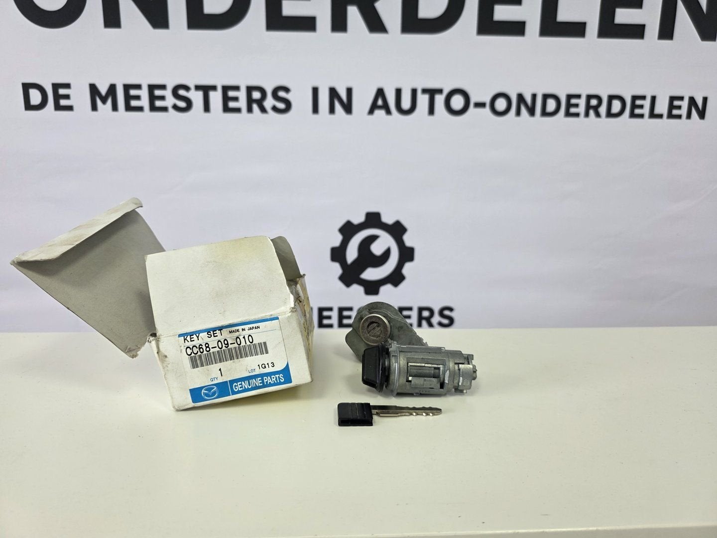 Originele Mazda Sleutel set CC6809010, Auto-onderdelen, -, -, Nieuw, Ophalen of Verzenden