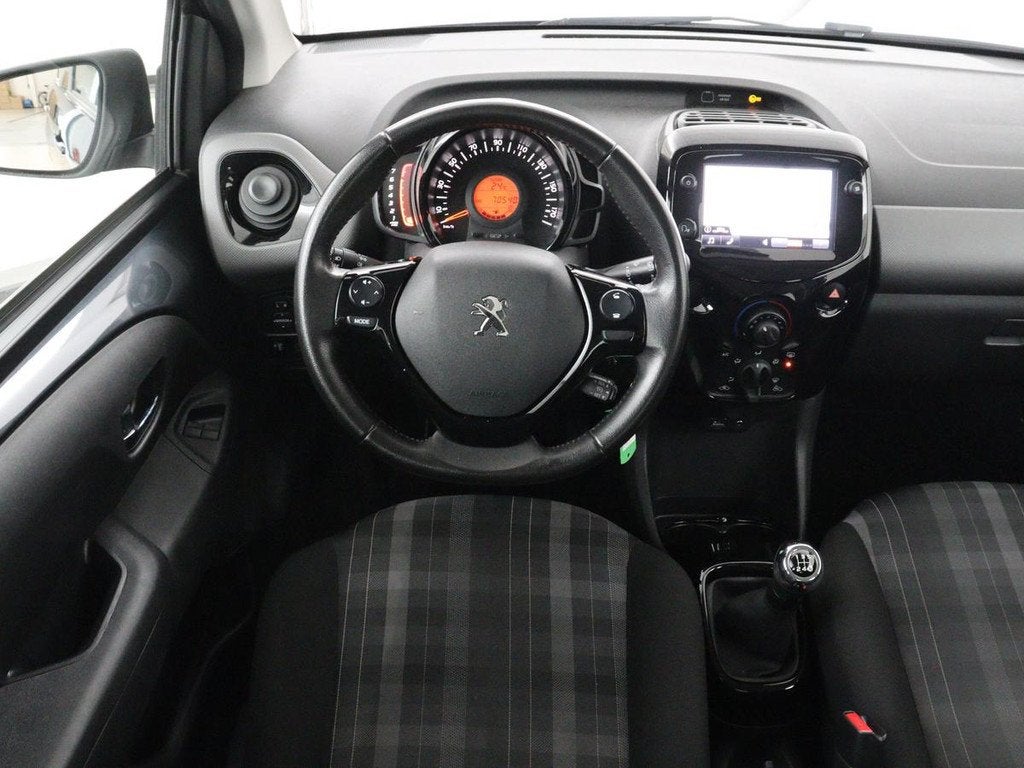 Peugeot 108 1.0 e-VTi Allure | Cruise control | Navigatie |, Auto's, Peugeot, Voorwielaandrijving, Stof, Gebruikt, 4 stoelen