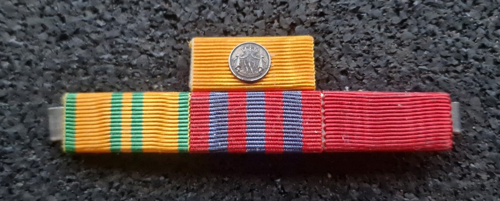 Baton set van 4 stuks
met baton, Verzamelen, Ophalen of Verzenden, Landmacht, Nederland, Embleem of Badge