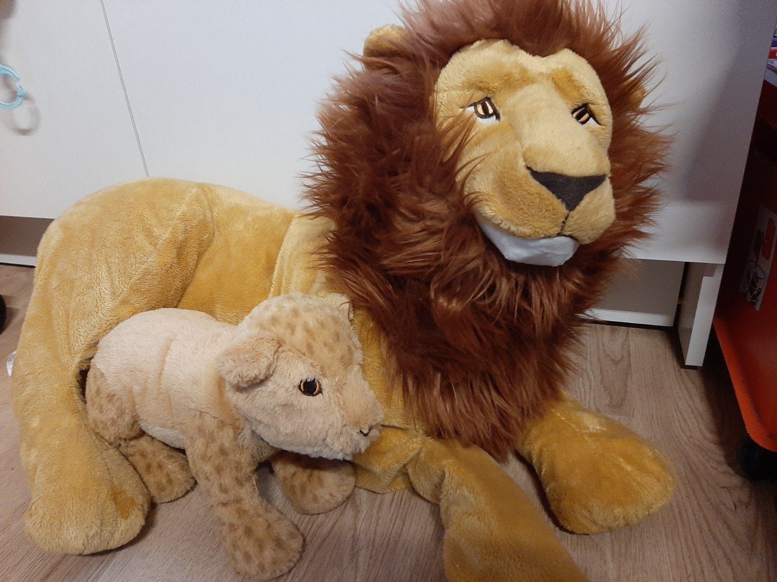 IKEA leeuw + welp knuffels, Ophalen of Verzenden