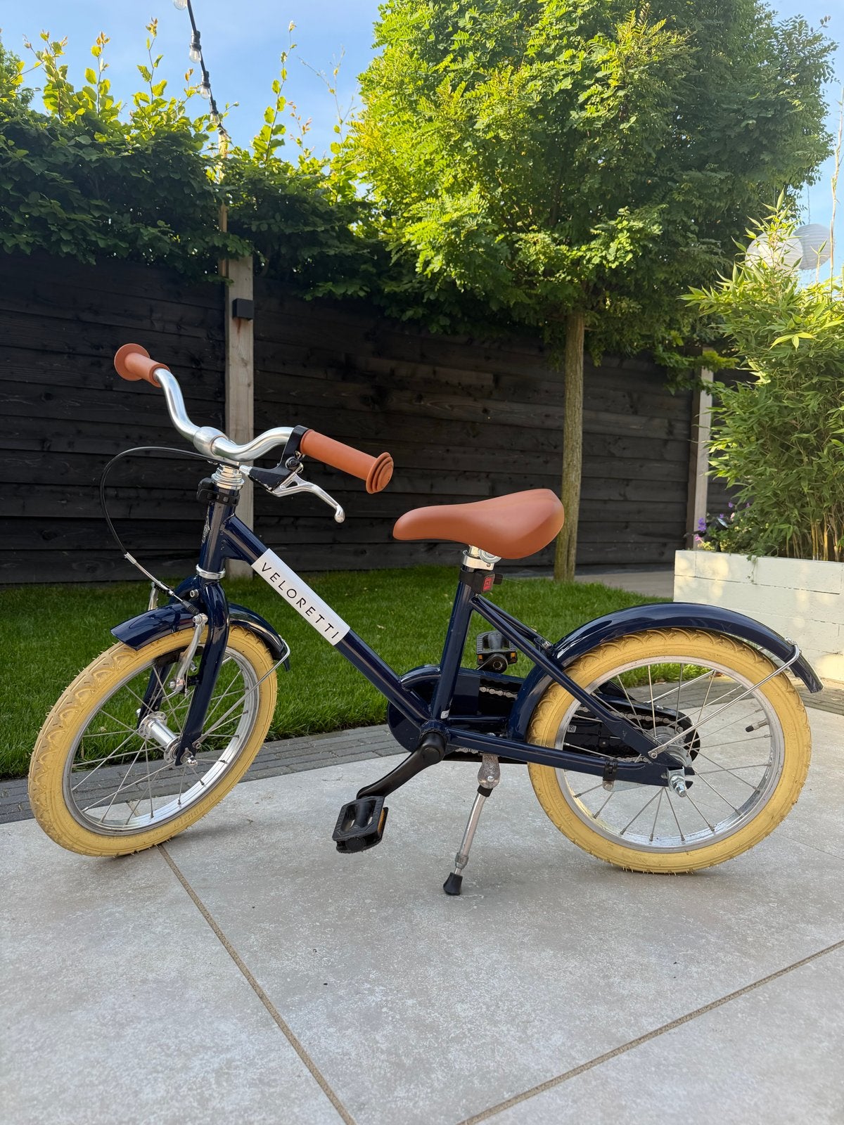 Veloretti Maxi kinderfiets met zijwieltjes, Fietsen en Brommers, Terugtraprem, Zijwieltjes, Ophalen of Verzenden, 16 tot 20 inch