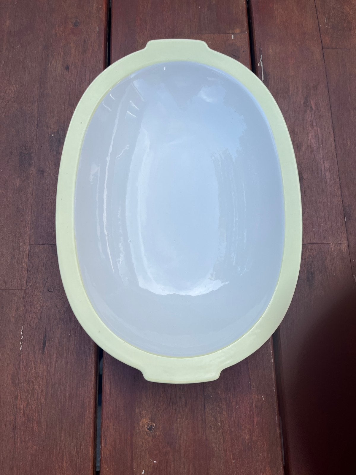 Pastel Regout broodschaal geel., Antiek en Kunst, Ophalen of Verzenden