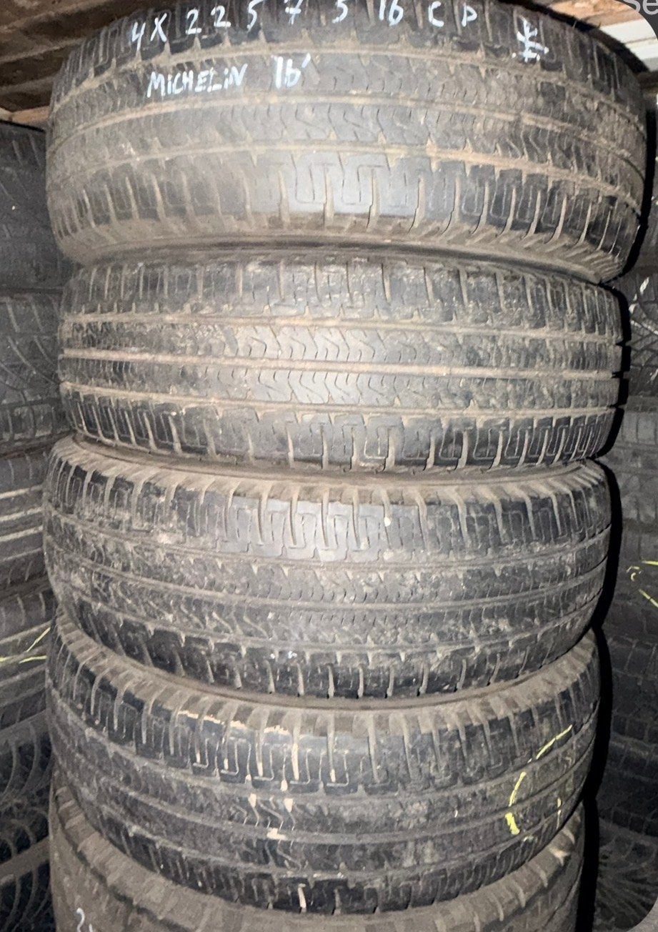 bedrijfsbusbanden 225 75 16 C - Michelin, Continental, Nexen, 16 inch, Ophalen of Verzenden, All Season, Band(en)